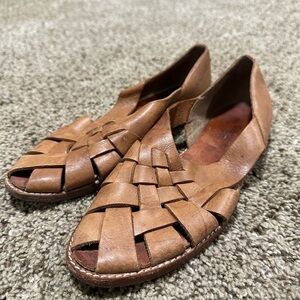 Vintage Calvin Klein Sport woven leather flat brown authentic size 6